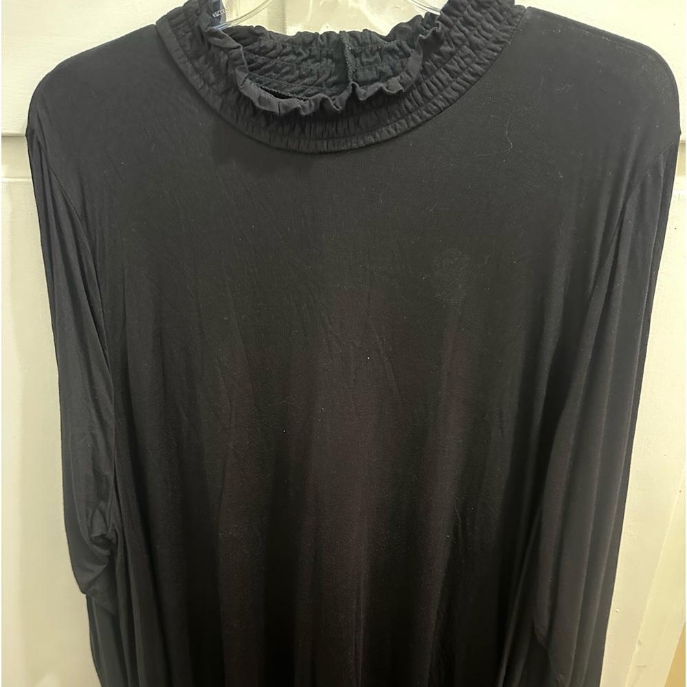 Lane Bryant black long sleeved black tunic with ruffled neck, sz 26/28.